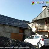 Installation photovoltaïque réalisée sur ardoises, près de Saint Girons, Ariège
