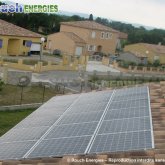 Panneaux photovoltaïques installés près de Castelnaudary, dans l'Aude