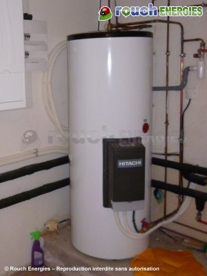 Chauffe-eau thermodynamique Hitachi, installé à Foix en Ariège